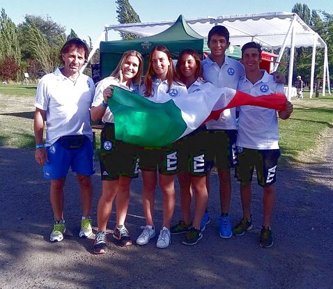 tn Squadra italiana alla cerimonia di apertura